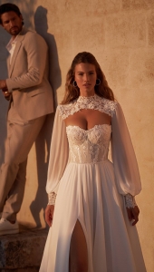 Robe de mariée bohème avec boléro manches longues Marseille