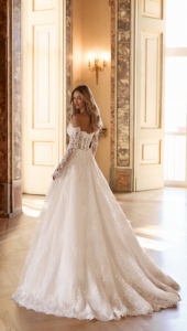 Robe de marié trapèze ADJARIA, bustier en dentelle et perles