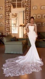 Robe de mariée sirène POISE, en bustier à dentelle 