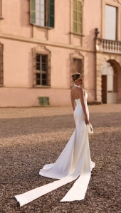 Robe de mariée sirène décolleté croisé Marseille