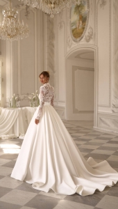 Robe de mariée princesse avec manches longues Marseille