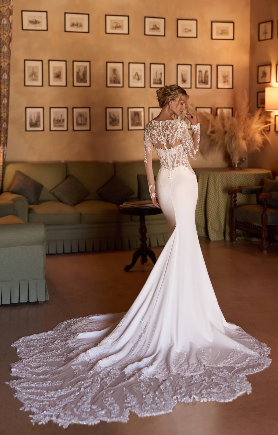 Robe de mariée sirène POISE, en bustier à dentelle 