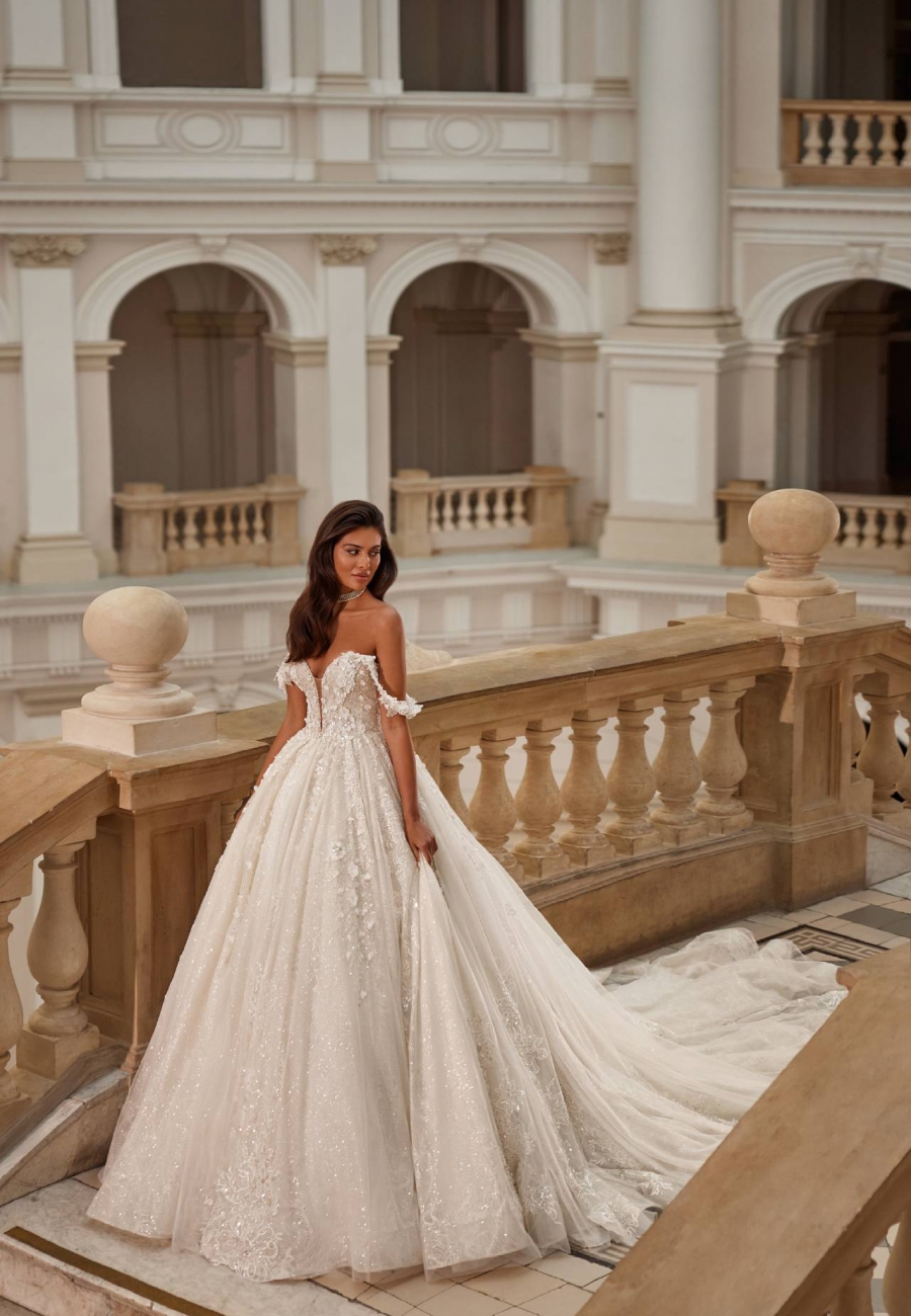 Robe de mari&eacute;e princesse en promotion taille mod&egrave;le HELGA &agrave; Marseille