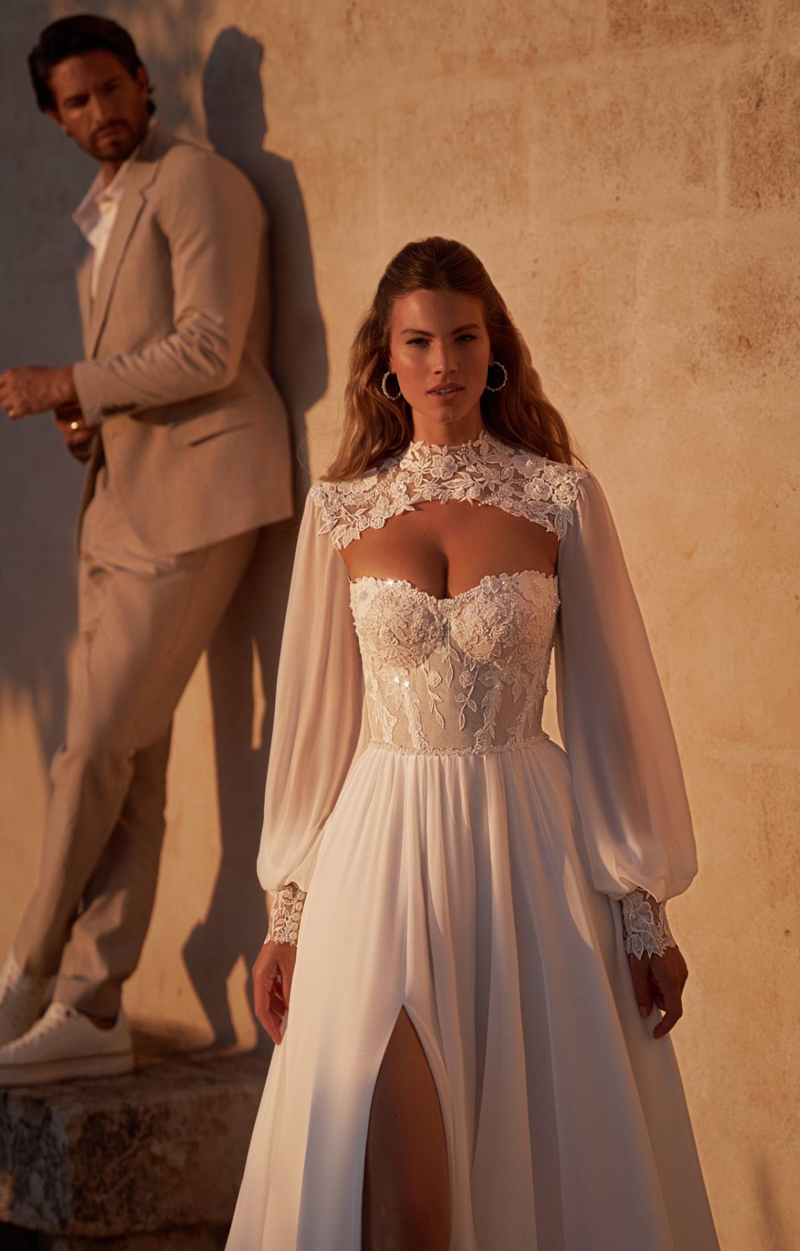 Robe de mariée bohème avec boléro manches longues Marseille