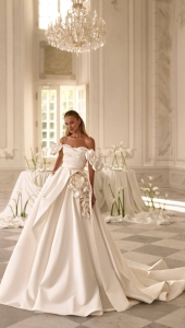 Robe de mariée princesse haute couture modèle DOLCE en satin mikado de la couturière Anna Sposa  à Marseille