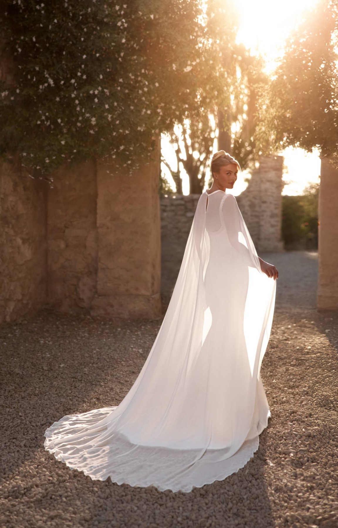 Robe de mariée sirène en satin avec dos nu Marseille